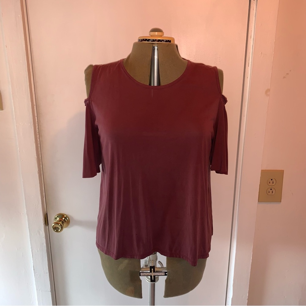 Dark Pink Suede-like Cold Shoulder Top